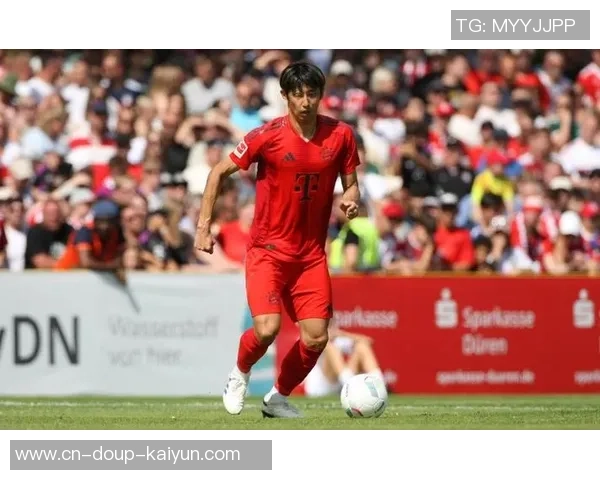 戴维斯与伊藤洋辉回归练习,拜仁备战弗赖堡的决战时间! 戴维斯与伊藤洋辉回归练习,拜仁备战弗赖堡的决战时间!