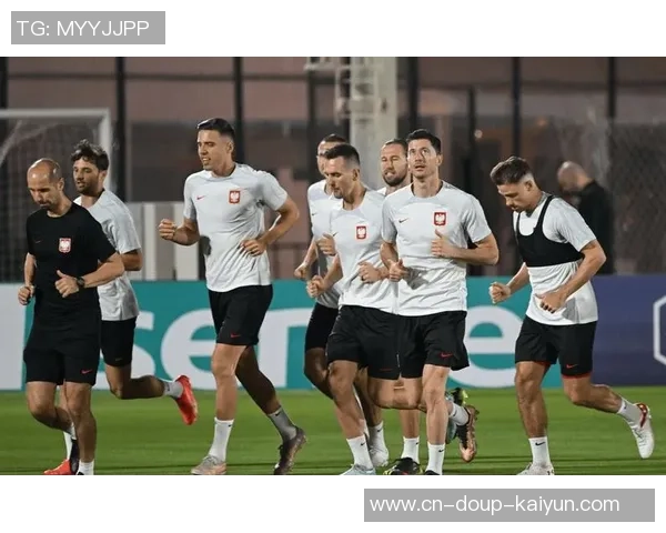 欧洲预选：波兰vs荷兰，科曼表明“这是在小组赛中最困难的竞赛”